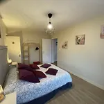 فندق مبيت وإفطار La Port Winston - Face &