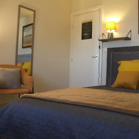 La Villa Port Winston - Face Mer Chambres & Studios Bed & Breakfast 4*