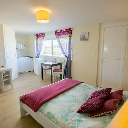 La Villa Port Winston - Face Mer Chambres & Studios Saint-Côme-de-Fresné