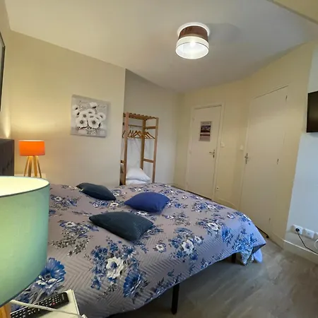 Bed and Breakfast La Port Winston - Face & 4*