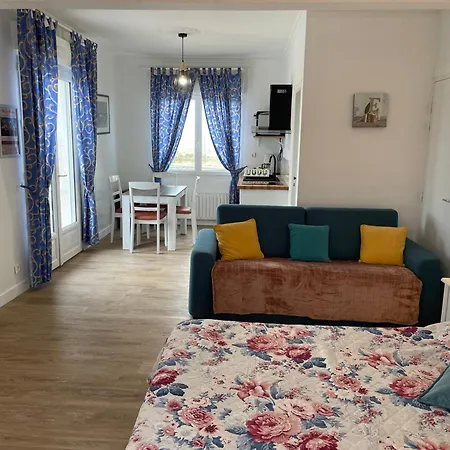 Nocleg ze śniadaniem La Port Winston - Face & 4*