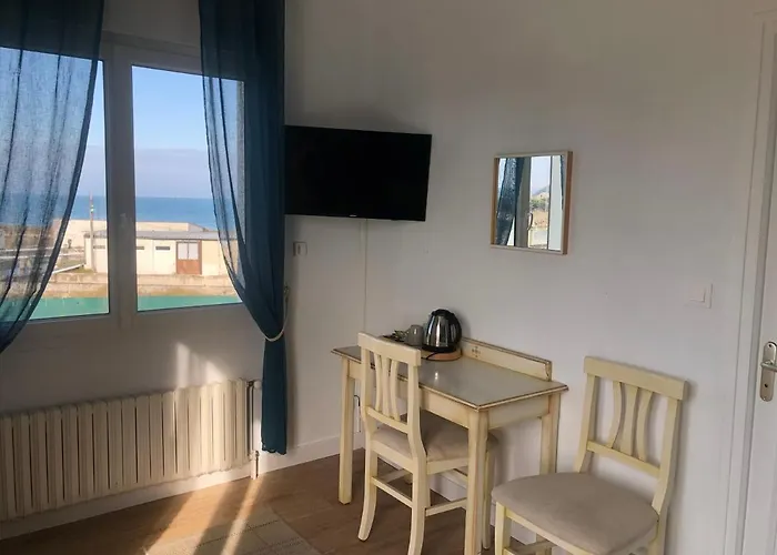 Bed & Breakfast La Port Winston - Face & Saint-Come-de-Fresne