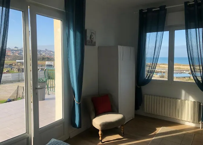 La Port Winston - Face & Bed & Breakfast Saint-Come-de-Fresne